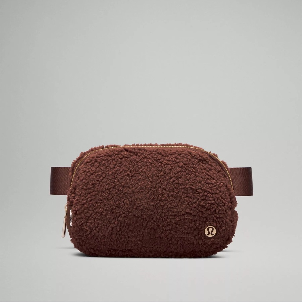 Lululemon belt bag